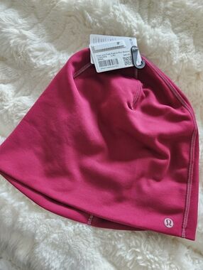 NWT LULULEMON Fast and Free Fleece Running Beanie Berry Rumble L/XL